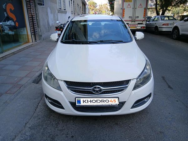 alt-https://media.khodro45.com/public/image/54af8f4078d54c01ac1f974d5178903b_plate_allure