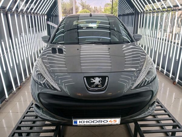alt-https://media.khodro45.com/public/image/587c766e1f6e4b6aae5785661779f9fe_plate_allure