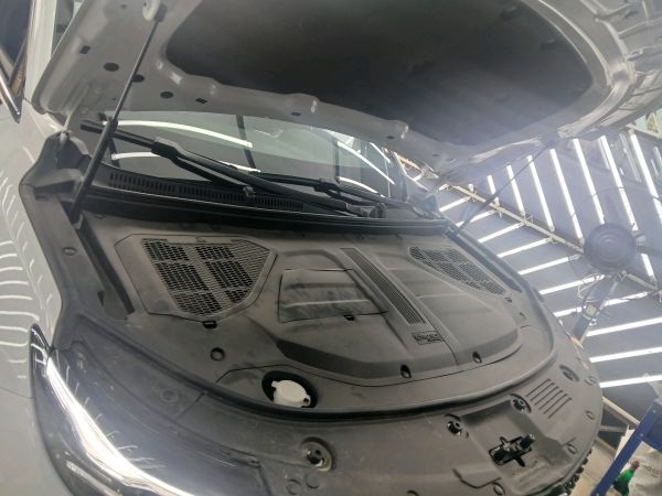 alt-https://media.khodro45.com/public/image/59a14a57dde24f87aec9ad48da5cc3f9_plate_allure