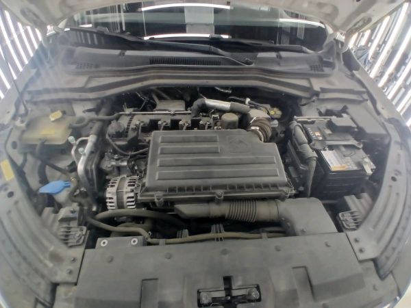 alt-https://media.khodro45.com/public/image/5a7e77a0035f48e8a16a751a53a0ef1d_plate_allure