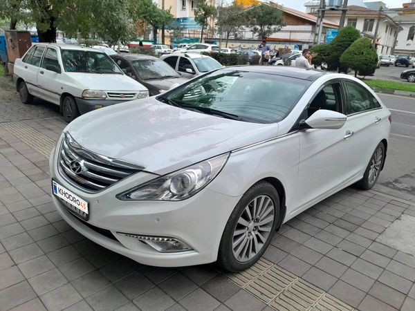 alt-https://media.khodro45.com/public/image/5b3615d048924c909142a4bf21d1d723_plate_allure