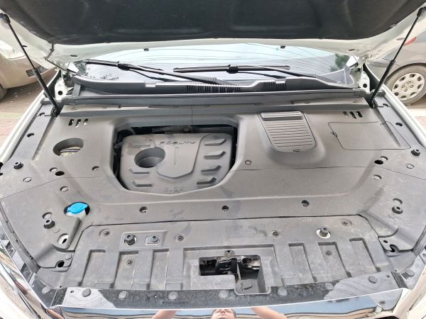 alt-https://media.khodro45.com/public/image/5c7e12afe9af42788d112353c974d077_plate_allure
