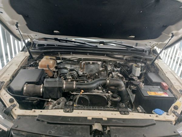 alt-https://media.khodro45.com/public/image/5d533277d0e64decad9d54aa9febdb5e_plate_allure