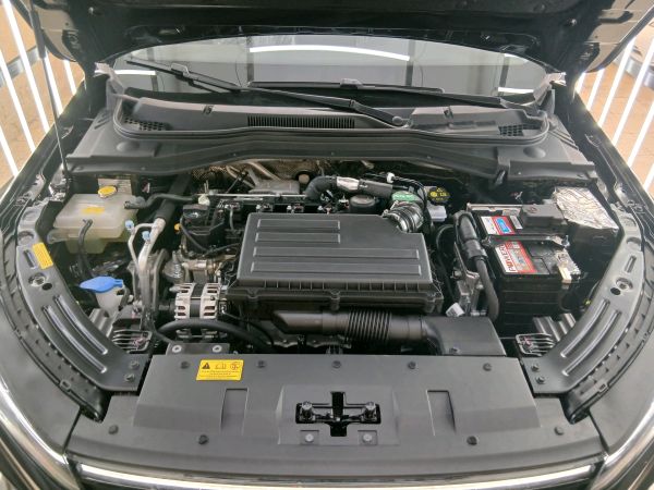 alt-https://media.khodro45.com/public/image/5dc6f699515146db97a61a1b9d973f3d_plate_allure