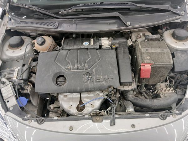 alt-https://media.khodro45.com/public/image/5e23318650274343a3e43c8343359d18_plate_allure