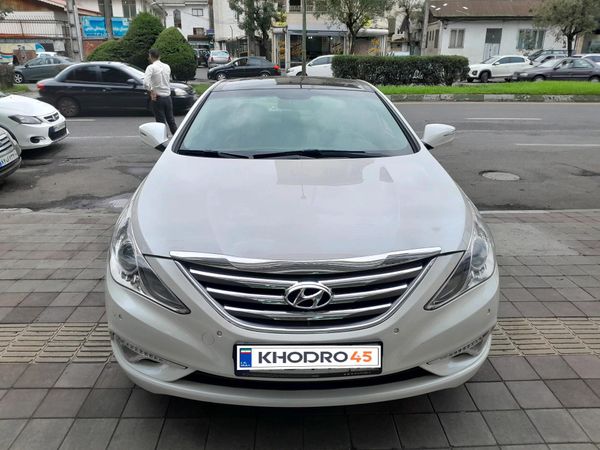 alt-https://media.khodro45.com/public/image/5f339ce9a99e486580d2017291b0b3a7_plate_allure