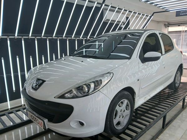 alt-https://media.khodro45.com/public/image/606562686f7c4af8bc523911ec89c5bc_plate_allure