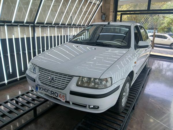 alt-https://media.khodro45.com/public/image/61e625572c0c4d2ea6320b421992d998_plate_allure