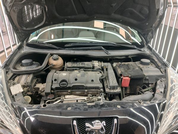 alt-https://media.khodro45.com/public/image/64f0c0913139488192c4e9e42b4af94b_plate_allure