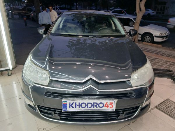 alt-https://media.khodro45.com/public/image/657a24ccaa0c40b190f31d8cee657dc2_plate_allure