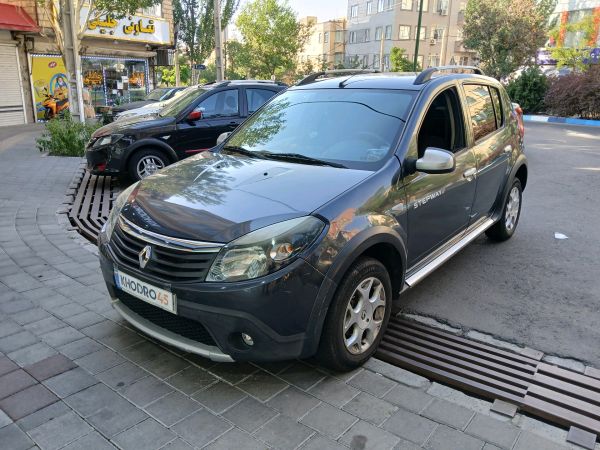 alt-https://media.khodro45.com/public/image/68c56052575f4d85869af8a1c9a3e463_plate_allure