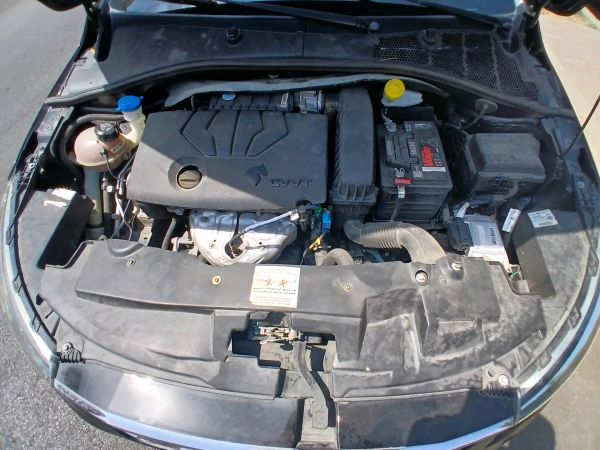 alt-https://media.khodro45.com/public/image/68dfd27cbce8435eaf098e828947b54f_plate_allure