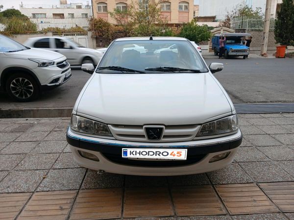 alt-https://media.khodro45.com/public/image/69503434dfb446d7887346900228fabc_plate_allure