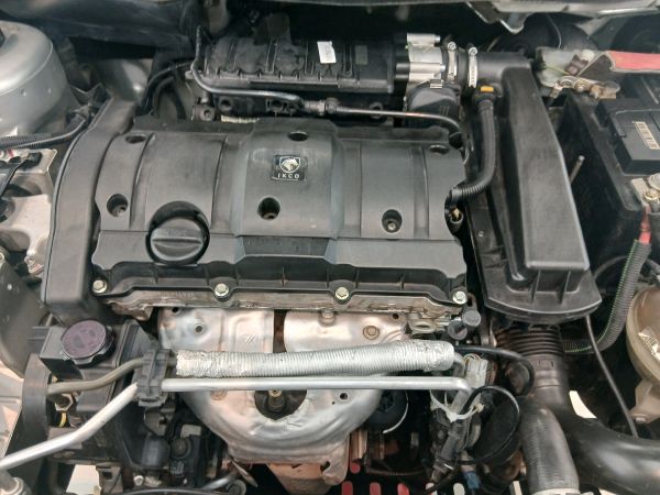 alt-https://media.khodro45.com/public/image/6b6442f36a0f490aa41a3b40719acdf1_plate_allure