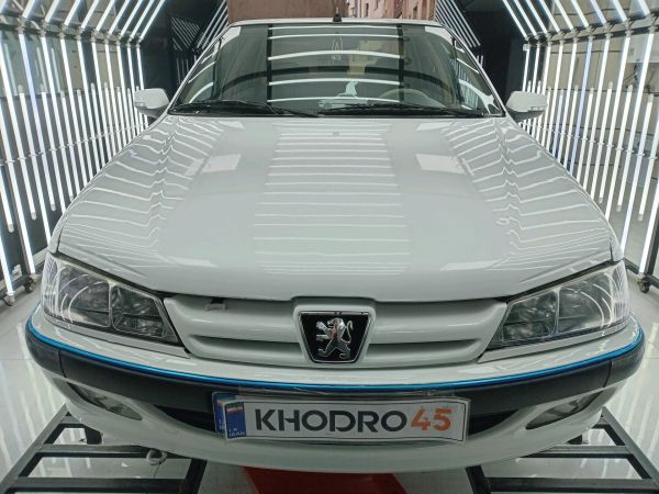 alt-https://media.khodro45.com/public/image/72637d375169457a9c1288a4b333d6d0_plate_allure