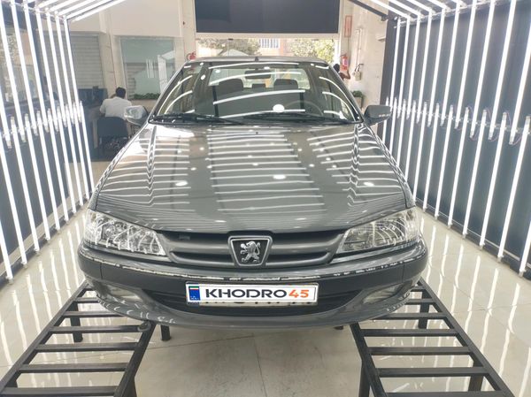 alt-https://media.khodro45.com/public/image/74b2bfd8190343e9a036cfb80b1780c4_plate_allure