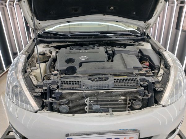alt-https://media.khodro45.com/public/image/7a6214b4ab784d44bcd6fe9d23673015_plate_allure