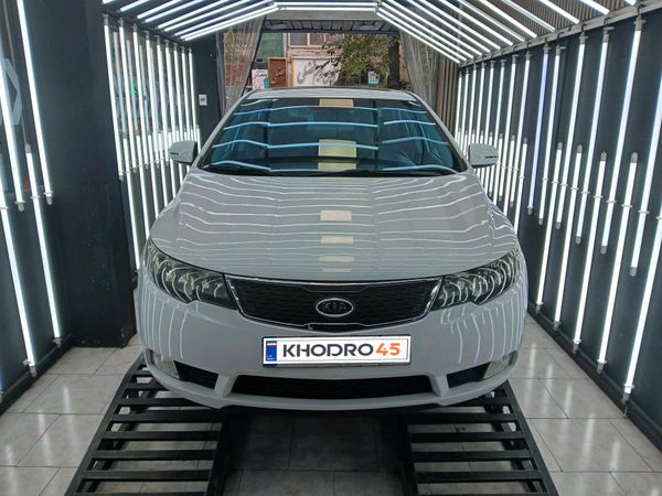 alt-https://media.khodro45.com/public/image/7d7efbfbb3614e758a86aff555b938ae_plate_allure