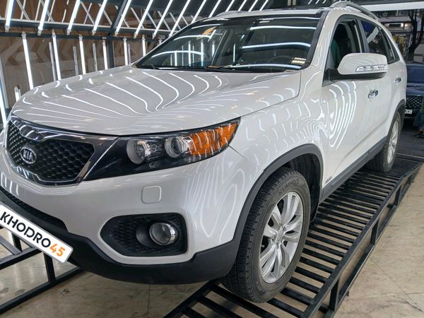 alt-https://media.khodro45.com/public/image/8027db822ba74b0787b6fa2de1a66f84_plate_allure