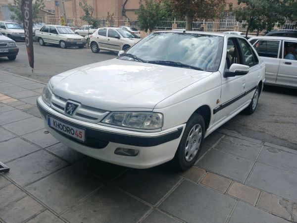 alt-https://media.khodro45.com/public/image/82835e6c87e2469fb4c3ec79eb02895b_plate_allure