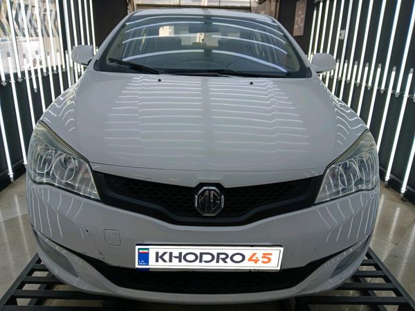 alt-https://media.khodro45.com/public/image/8604efba18104ee792bbb2356844dc99_plate_allure