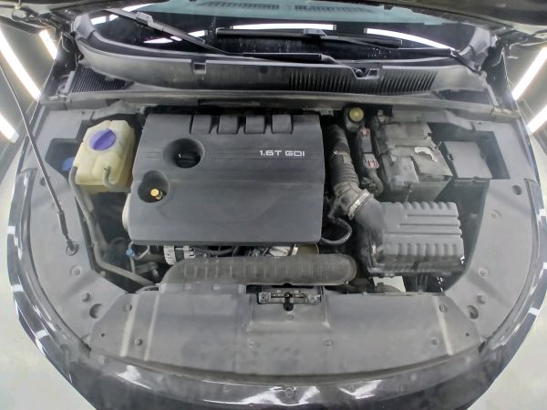 alt-https://media.khodro45.com/public/image/8f80cefe1aed499d8aa621355f3c662f_plate_allure