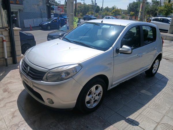 alt-https://media.khodro45.com/public/image/910a384c712742bea189e334255eecb2_plate_allure