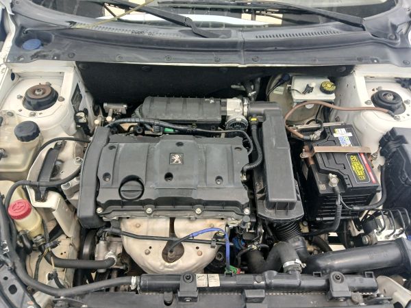 alt-https://media.khodro45.com/public/image/922cec31a5d94a1cbe6d8e1cd2abc009_plate_allure