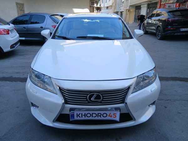 alt-https://media.khodro45.com/public/image/94fb2ffbab014a6c9b92ffedae1c9cfb_plate_allure
