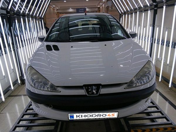 alt-https://media.khodro45.com/public/image/9706dd2a6b9e447287eb2f1bde634745_plate_allure