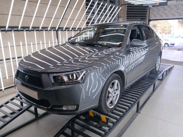 alt-https://media.khodro45.com/public/image/9e51a45f66fe4b56a0033a4681555fd4_plate_allure