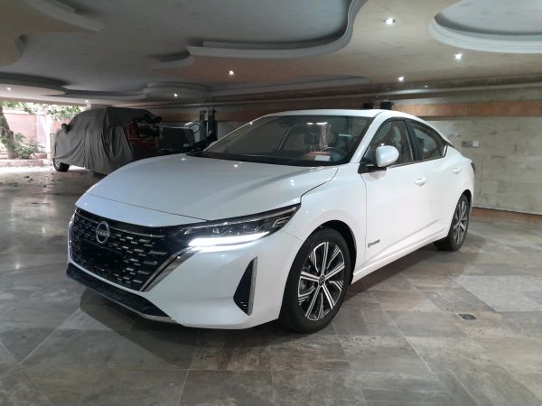 alt-https://media.khodro45.com/public/image/9f16a6a82f314b0f9645f96109d883c0_plate_allure