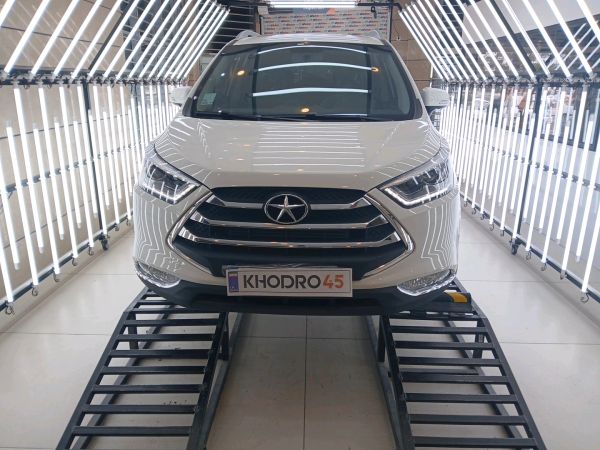 alt-https://media.khodro45.com/public/image/a06727255a2f4217a662670905641f41_plate_allure