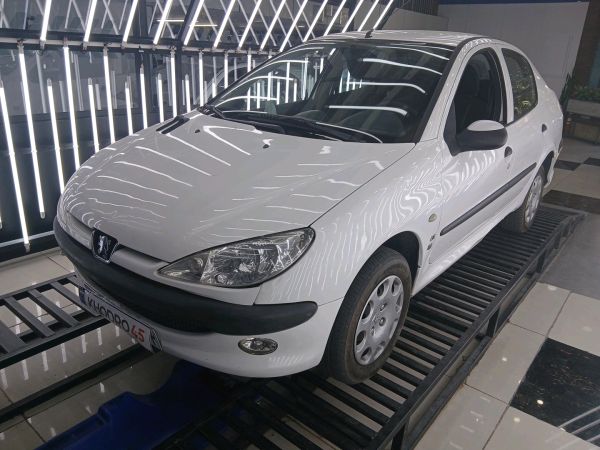 alt-https://media.khodro45.com/public/image/a442d769b5d34f358368f5836b68fead_plate_allure