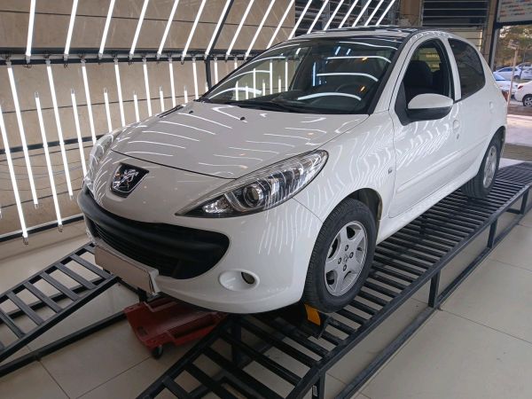 alt-https://media.khodro45.com/public/image/a4698ed3460647feaf60a1c02bee75d9_plate_allure