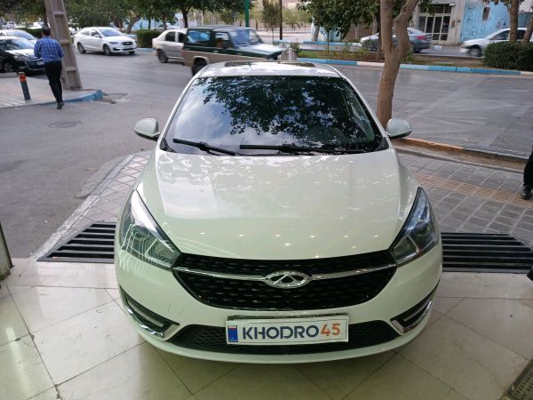 alt-https://media.khodro45.com/public/image/a46e762eedb14b7fbdbe9b94120c2844_plate_allure