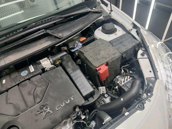 alt-https://media.khodro45.com/public/image/a5ca391af3ad492a8663b6c6df693e28_plate_allure