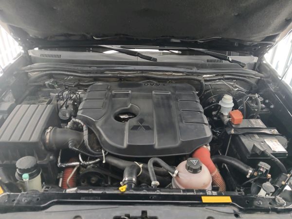 alt-https://media.khodro45.com/public/image/a925b85ccd01487d832af0d112f6d0d3_plate_allure