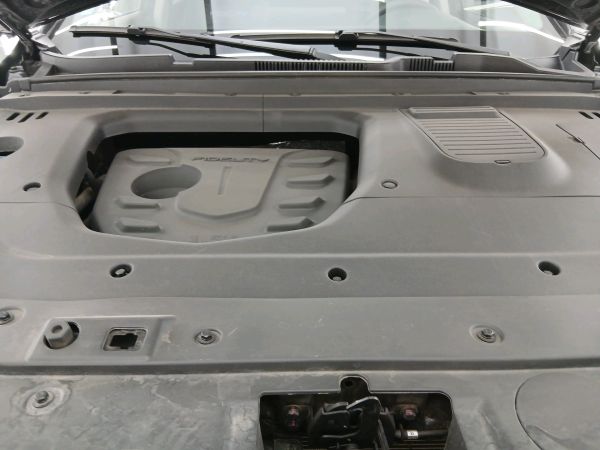 alt-https://media.khodro45.com/public/image/ab728aa36e91425ca8bbd873cf13d5dd_plate_allure