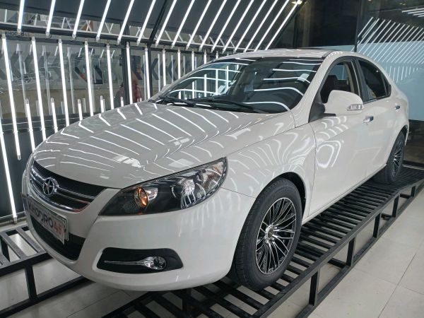 alt-https://media.khodro45.com/public/image/ae00bb23280440afa83908253d827a15_plate_allure