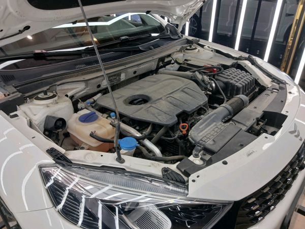 alt-https://media.khodro45.com/public/image/b09865b609184780ac6e615c2f738fa4_plate_allure