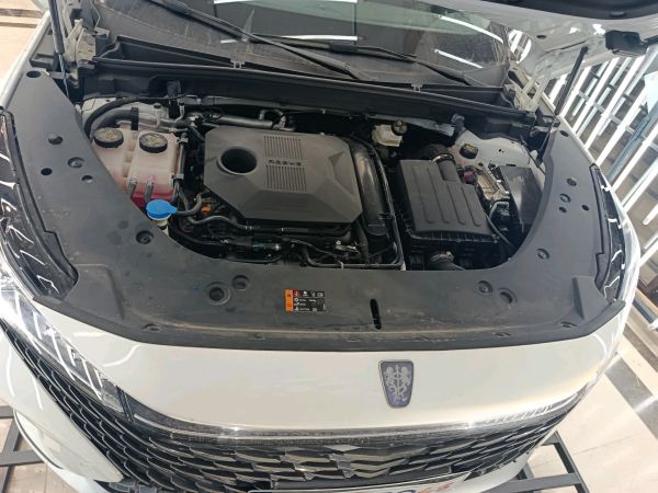 alt-https://media.khodro45.com/public/image/b4073321a90c433eaa6a28fd08107821_plate_allure