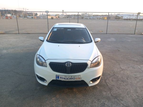 alt-https://media.khodro45.com/public/image/b818e3ce5525406487a985df9305f3b9_plate_allure
