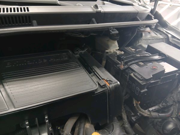 alt-https://media.khodro45.com/public/image/b9a1f7684cfa406f9e2117c0a11f3c2d_plate_allure