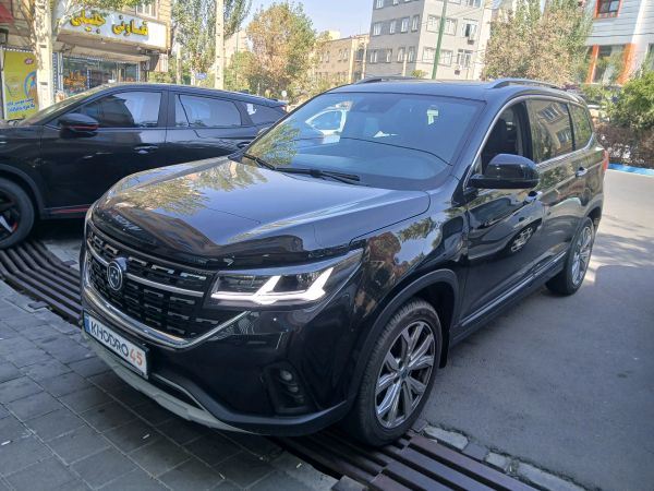 alt-https://media.khodro45.com/public/image/b9f5518ccb0f45478b5f1c1d9720c148_plate_allure