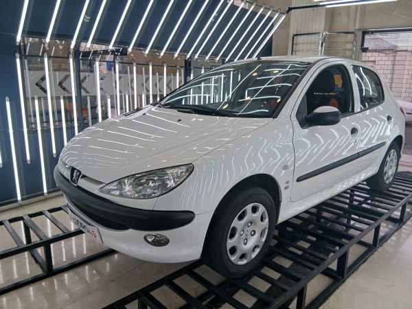 alt-https://media.khodro45.com/public/image/bd44c290e7f14761b68b78bb8e458560_plate_allure