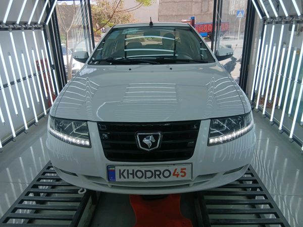 alt-https://media.khodro45.com/public/image/bf273bf3415a43cbb4ff7107764a5f95_plate_allure