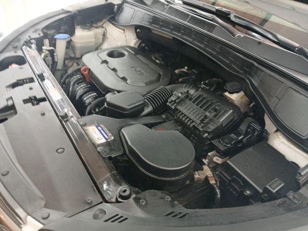 alt-https://media.khodro45.com/public/image/c3efcf656c4e47189b8f36095cc4b9e5_plate_allure