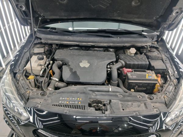 alt-https://media.khodro45.com/public/image/c5e5831206af485bba5afdeda3e4322c_plate_allure
