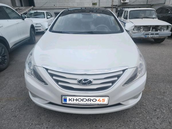 alt-https://media.khodro45.com/public/image/c805ec5aa0094019a5a4747a9d168c51_plate_allure